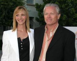 Lisa kudrow michel popa el regresar estreno hbo serie los ángeles, California junio 1, 2005 foto