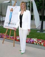 Lisa Kudrow The Comeback Premiere HBO Series Los Angeles, CA June 1, 2005 photo