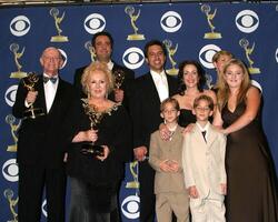 Everybody Loves Raymond Cast 2005 Primetime Emmy Awards Shrine Auditorium September 18, 2005 photo