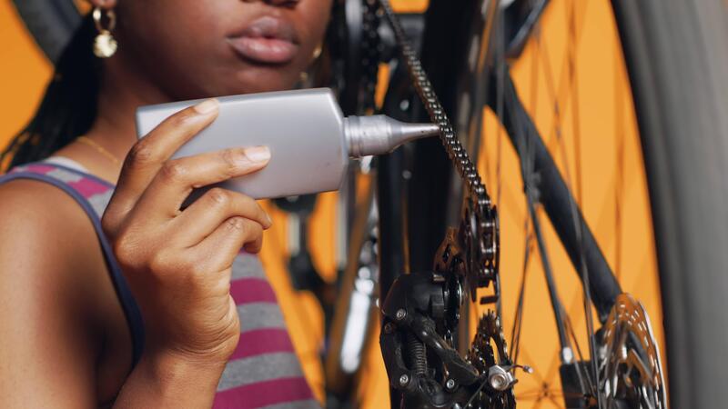Squeaky bike chain hotsell