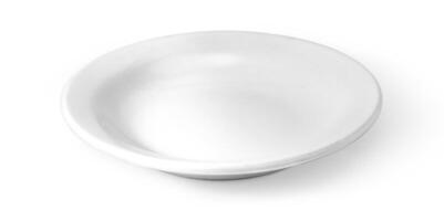 plato blanco aislado sobre fondo blanco foto