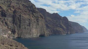 klippig kust av teneriffa, kanariefågel öar, Spanien video