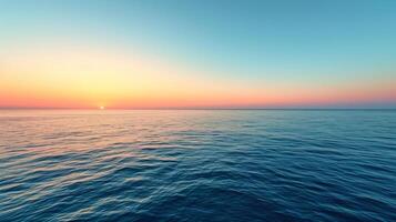 ai generado degradado cielo tonos unir sin problemas con tranquilo mar sombras, evocando un pacífico horizonte foto