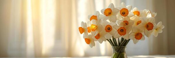 ai generado blanco amarillo narcisos arreglado en un pequeño florero en contra el fondo de un hotel habitación foto