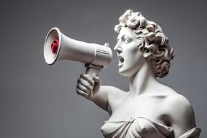ai generado antiguo mármol escultura estatua busto antiguo griego diosa mujer gritos dentro un megáfono foto