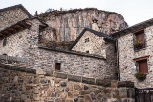 el medieval pueblo de torla en España pirineos de Aragón foto