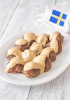 sueco albóndigas con crema salsa foto