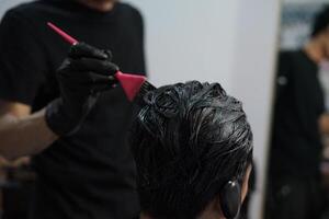 hair cutting techniques, in the salon photo
