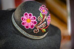 2023 8 14 Peru flowers embroidered on hat 2 photo