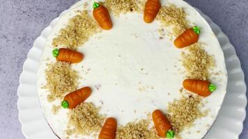 Homemade Easter carrot cake video