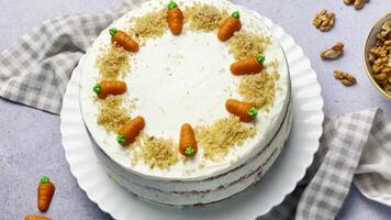 Homemade Easter carrot cake video