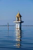 Buddhist shrine lake photo