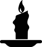 vela en poseedor icono en plano estilo. aislado en representar el tradiciones y símbolo de el Pascua de Resurrección temporada velas en candelabros ardiente luz de una vela fuego vector para aplicaciones, web