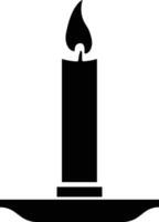 vela en poseedor icono en plano estilo. aislado en representar el tradiciones y símbolo de el Pascua de Resurrección temporada velas en candelabros ardiente luz de una vela fuego vector para aplicaciones, web