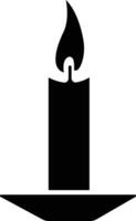 vela en poseedor icono en plano estilo. aislado en representar el tradiciones y símbolo de el Pascua de Resurrección temporada velas en candelabros ardiente luz de una vela fuego vector para aplicaciones, web
