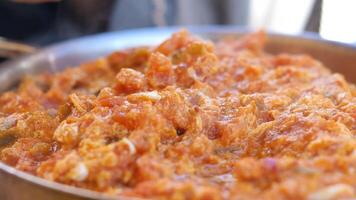 Turkish Menemen omelet in a frying pan. . video