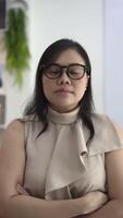 Glasses with people, woman wearing glasses video