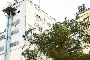 edificio para almacenamiento y el secado grano foto