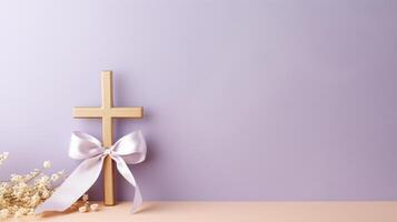 AI generated An elegant minimalistic Easter card featuring a golden cross on a pale lavender backdrop. photo