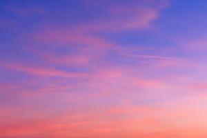 pastel Sueños un fascinante lona pintado en hermosa pastel cielo, revelando de la naturaleza tranquilo elegancia y creando un sereno horizonte rebosante con suave matices y etéreo belleza foto