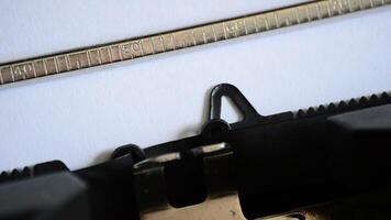 Typing the expression Page not found with an old manual typewriter video