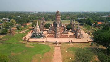 historisk stad av ayutthaya, thailand antenn video