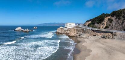 dónde el mar Satisface el tierra en san francisco foto