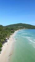 aereo Visualizza di tropicale costa di phu quoc isola, Vietnam video