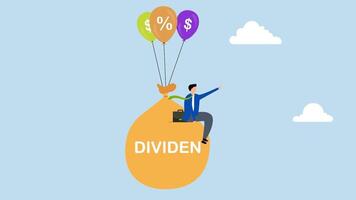 dividende Stock investissement revenir dans financier crise, 4k animation de Commerçant Stock investisseur séance sur en espèces sac et mot dividende flottant sur dollar signe des ballons. video