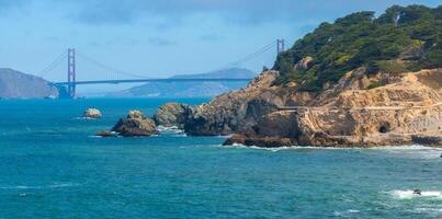 dónde el mar Satisface el tierra en san francisco foto