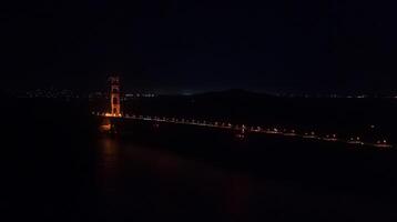 famoso dorado portón puente, san francisco a noche, Estados Unidos foto