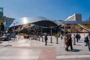 Bright, Sunny Day at Birmingham's Urban Square by Reflective Edifice photo