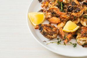 jerk shrimps or grilled shrimps in Jamaica style photo