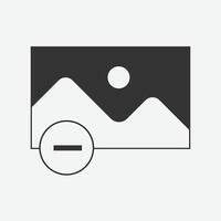un negro y blanco imagen de un montaña con un Dom - imagen eliminar icono vector