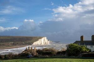 seaford, sussex, Reino Unido, diciembre 29 ver de el guardacostas cabañas a Seaford cabeza en sussex en diciembre 29, 2023 foto