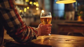 ai generado un del hombre mano participación un vaso de cerveza primero persona vista. colgar afuera, fiesta celebracion foto