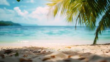 ai generado borroso playa escena antecedentes. dorado arena, turquesa agua, y un suave nubes cielo, enmarcado por el silueta frondas de un sobresaliendo palma árbol. foto