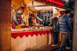 Navidad mercado en Milán, Italia, Lombardía 01.01.2024 foto