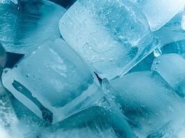 icecubes background,icecubes texture,icecubes wallpaper,ice helps to feel refreshed and cool water from the icecubes helps the water refresh your life and feel good.ice drinks for refreshment business photo