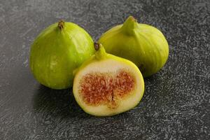 Ripe sweet juicy green fig heap photo