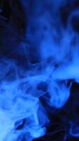 azul fumar oscuro antecedentes video