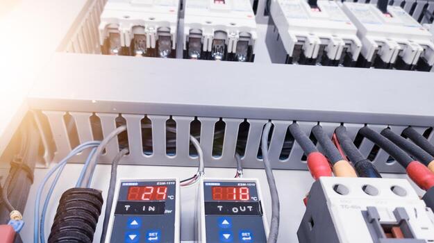 Temperature control of the chiller machine, Showing the temperature is high.chiller problem and high temperature.trouble machine of chiller system. photo