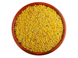 Split mung bean isolated on a clay bowl on a  transparent background png