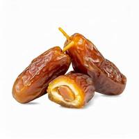 AI generated Close-up view of juicy and glossy, succulent dates, rich in detail and color, glossy texture highlighted, isolated on white background, Ideal for Ramadan and culinary themes photo