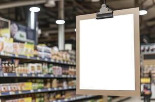 ai generado blanco papel tablero colgando en tienda de comestibles almacenar, marca márketing imagen foto