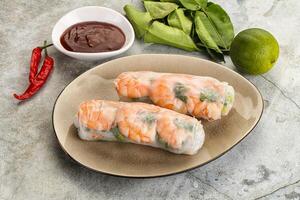 Vietnamese spring roll with prawn photo