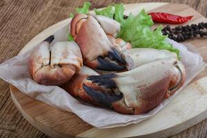 Crab claws appetiser photo