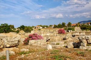 arqueológico cavar sitio a Apolo templo, corinto, Grecia. foto