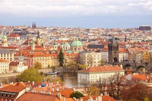 vista de la ciudad vieja de praga foto