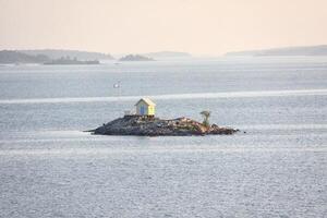 solitario isla en Suecia, archipiélago foto